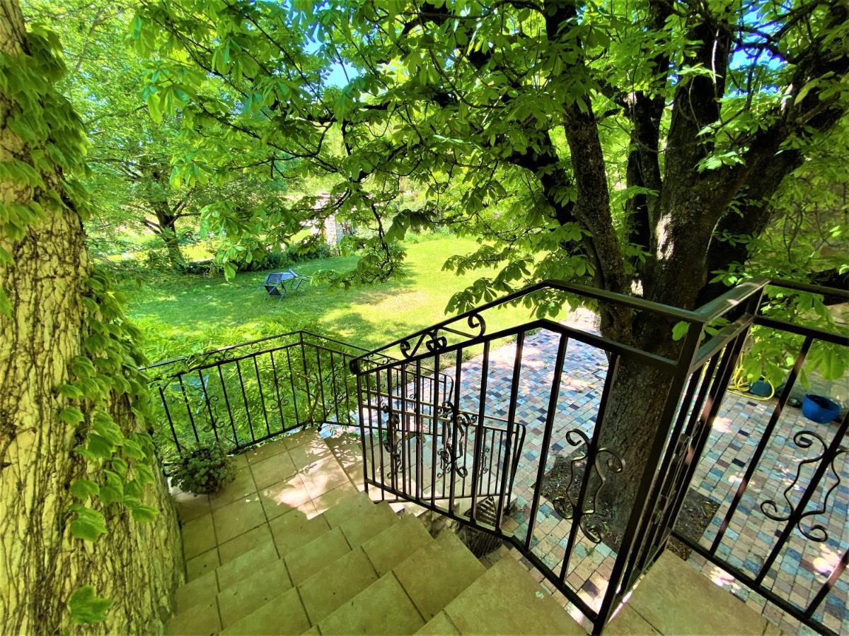 Gite De Groupe 15 A 19P, Parc, Salle De Reception - Chambres D'Hotes En Semaine Вильнёв-де-Бер Экстерьер фото